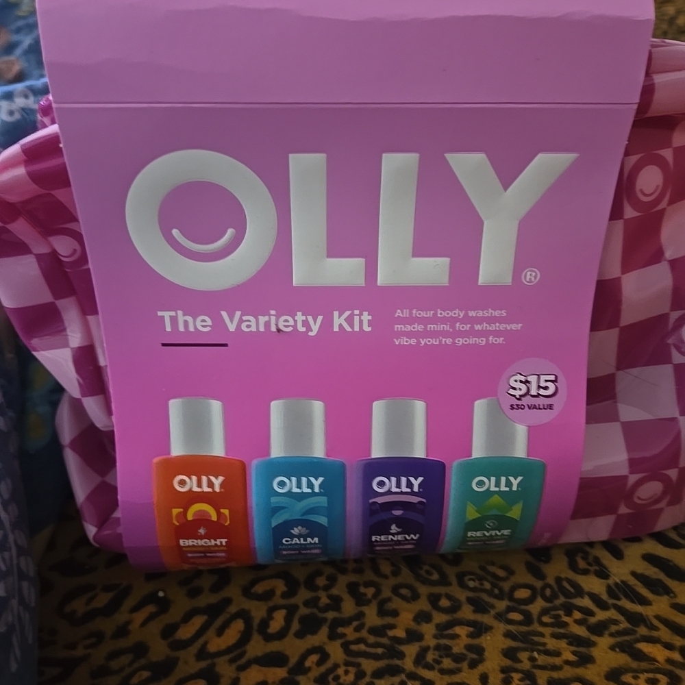 Olly The Variety Kit with Four Body Washes